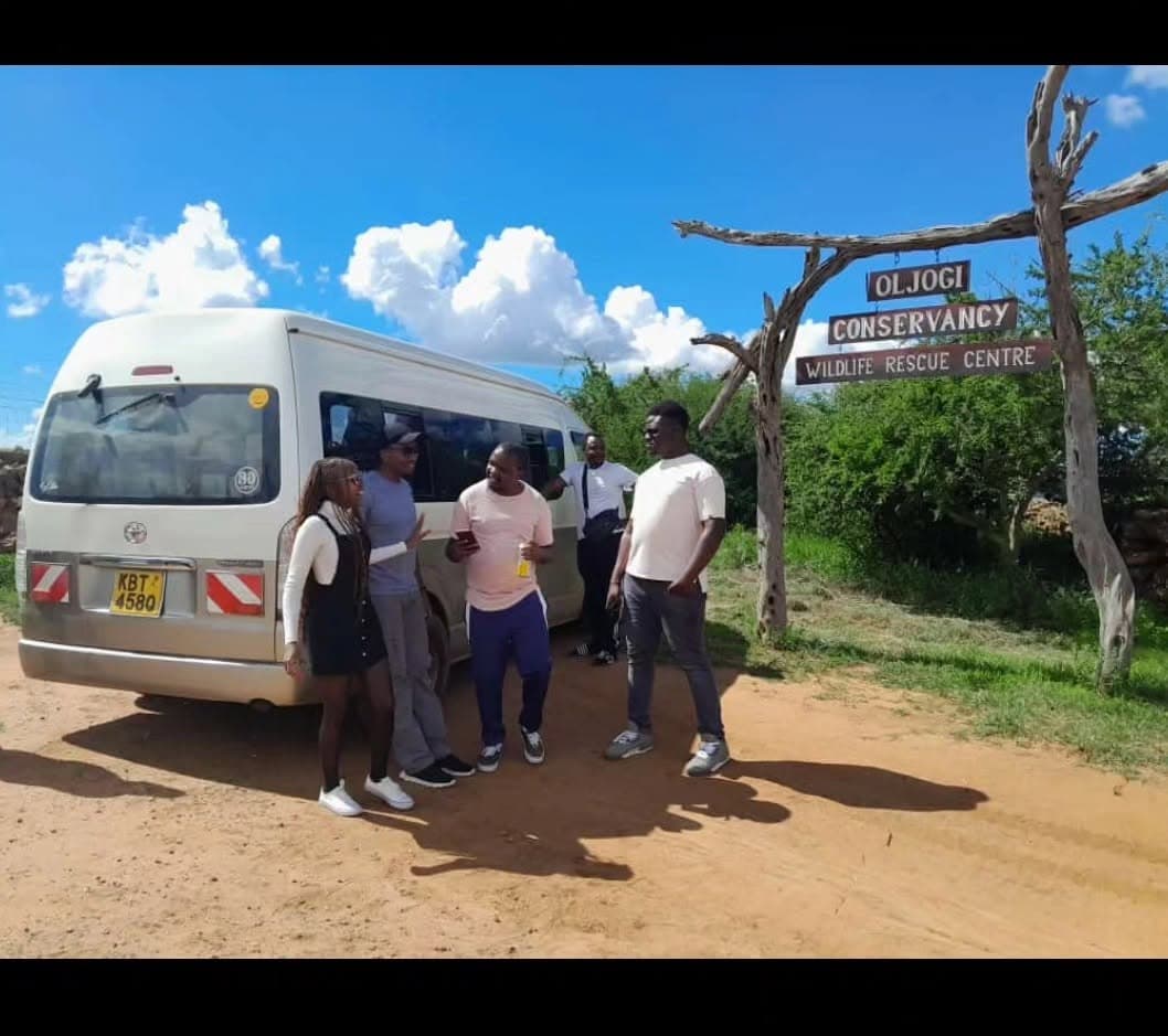 8-Seater Shuttle